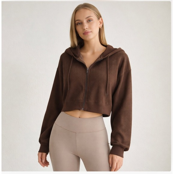 HALARA Tops - Halara‎ Y2K Cropped Zip Hoodie Brown Waffle Knit Athleisure Jacket Size XL